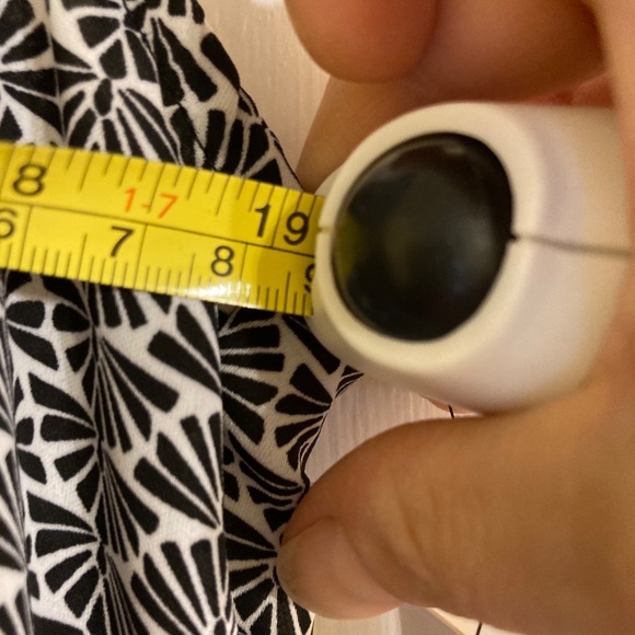 Laundry by Shelli Segal NWT Geometric Print Women's Sleeveless Top Tunic Size S - Picture 10 of 11